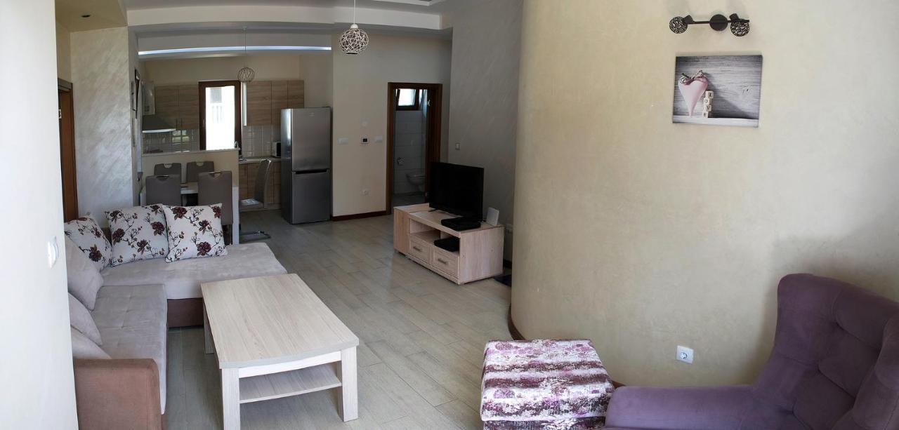 Apartments Admiral تْشيرسيك نوفي المظهر الخارجي الصورة