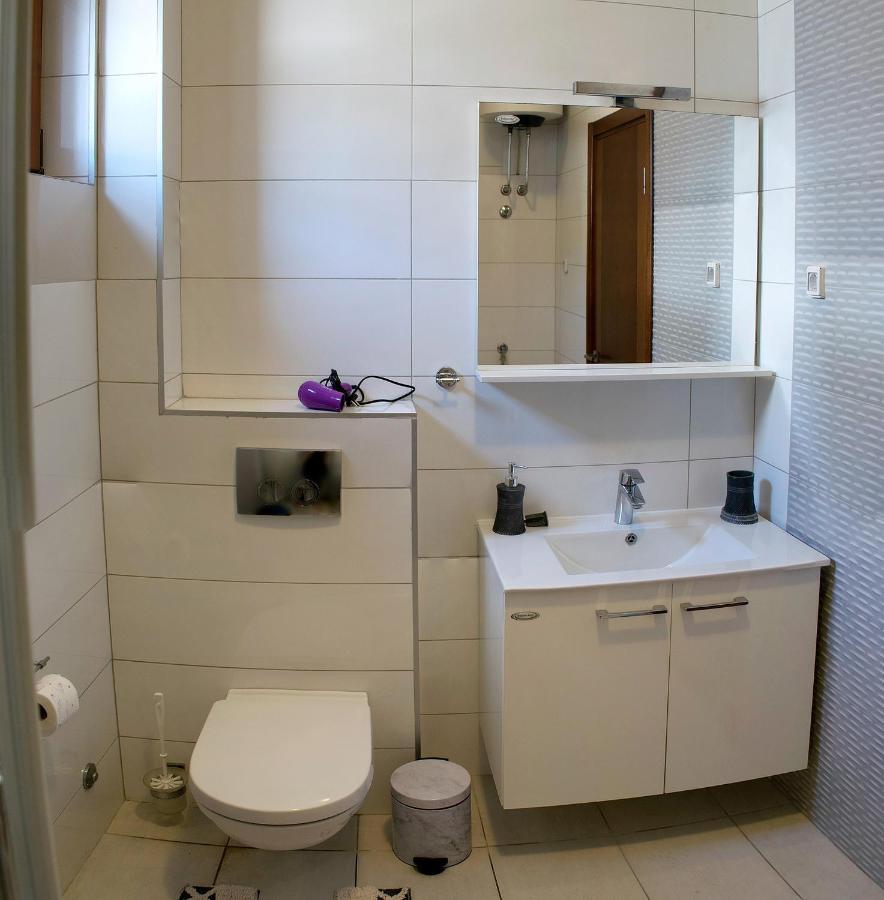 Apartments Admiral تْشيرسيك نوفي المظهر الخارجي الصورة