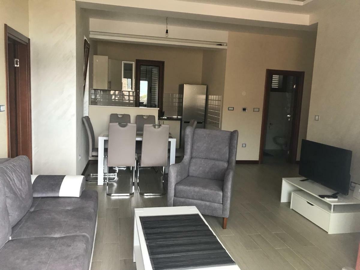 Apartments Admiral تْشيرسيك نوفي المظهر الخارجي الصورة