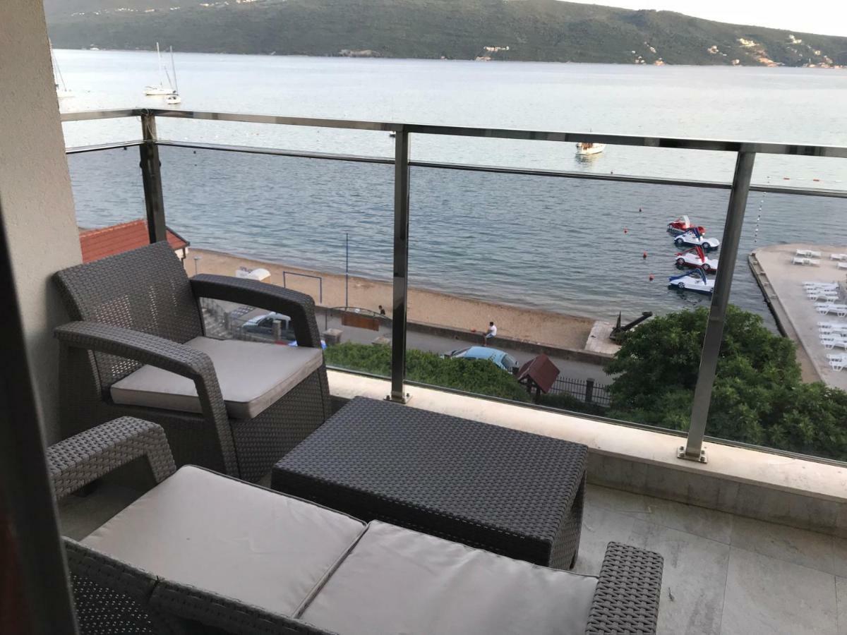 Apartments Admiral تْشيرسيك نوفي المظهر الخارجي الصورة